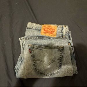 Levi’s 511 Jeans